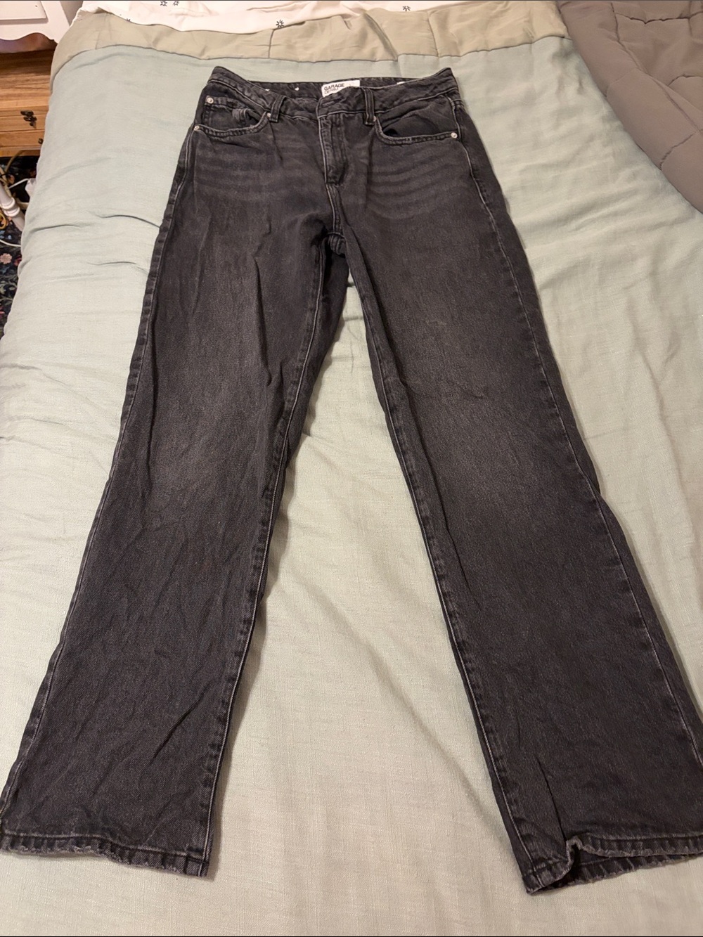 Garage Women’s Black Wash Slouchy Jeans